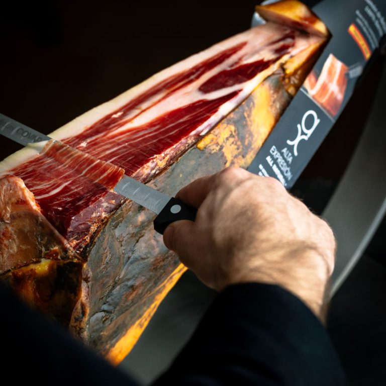 Whole Jamón de Bellota 100% Ibérico + Carving Kit | 16LB